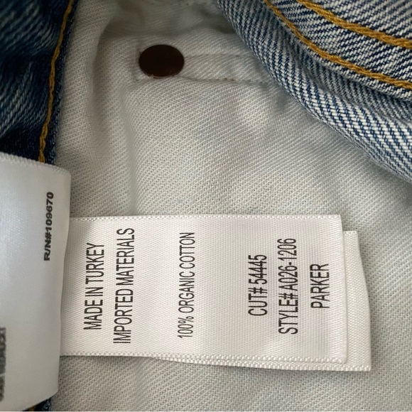 Parker Short in Swapmeet Dark - Picture 6 of 8